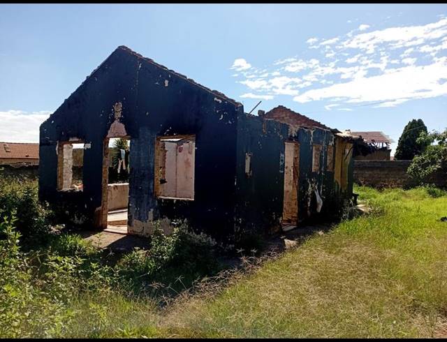 LAND FOR SALE IN LENASIA EXT 13